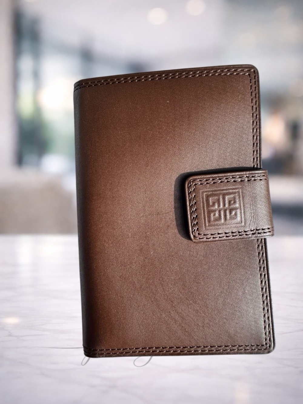 Givenchy Brown Leather Key & Card Holder - Picture 2 of 3
